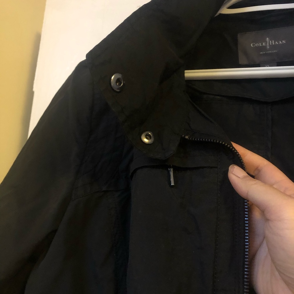 Cole Haan packable rain jacket - Picture 4 of 8